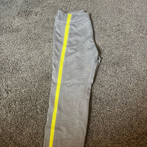 ZYIA Pants - Zyia leggings